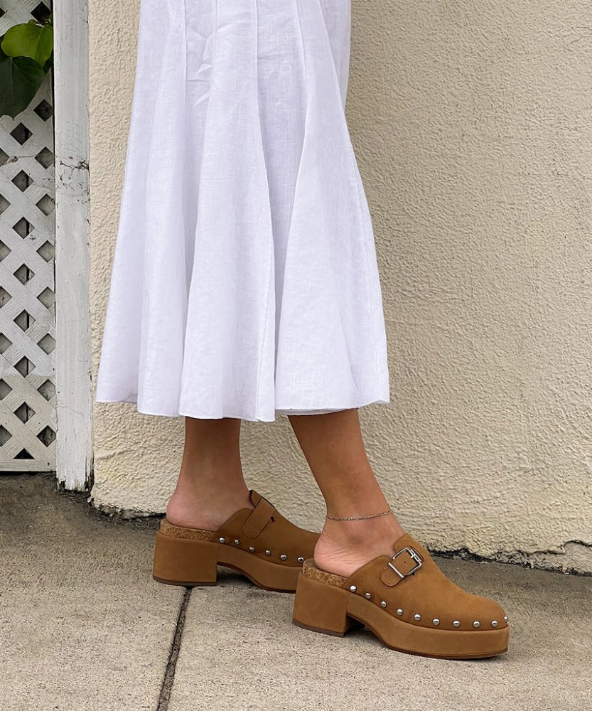 Dolce Vita Yevan Clogs Praline Nubuck