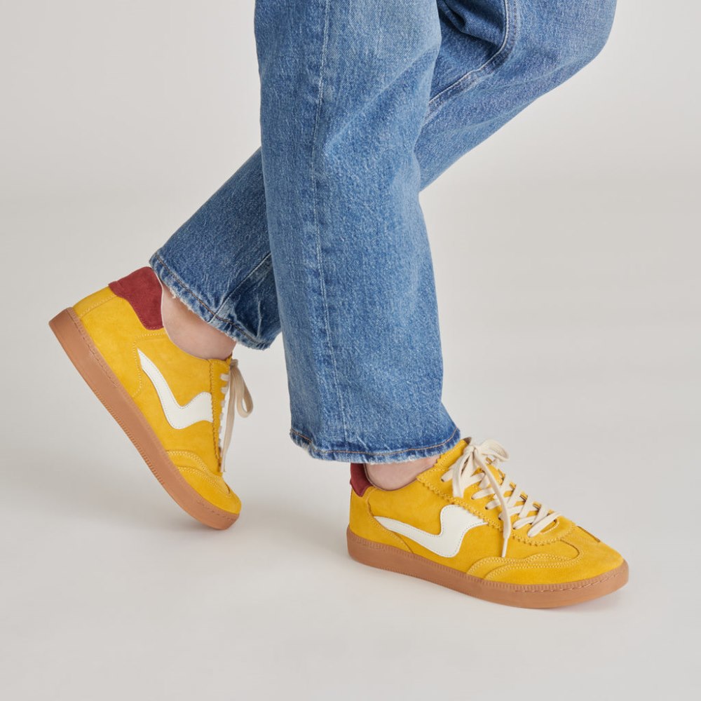 Dolce Vita Notice Sneakers Mustard Suede