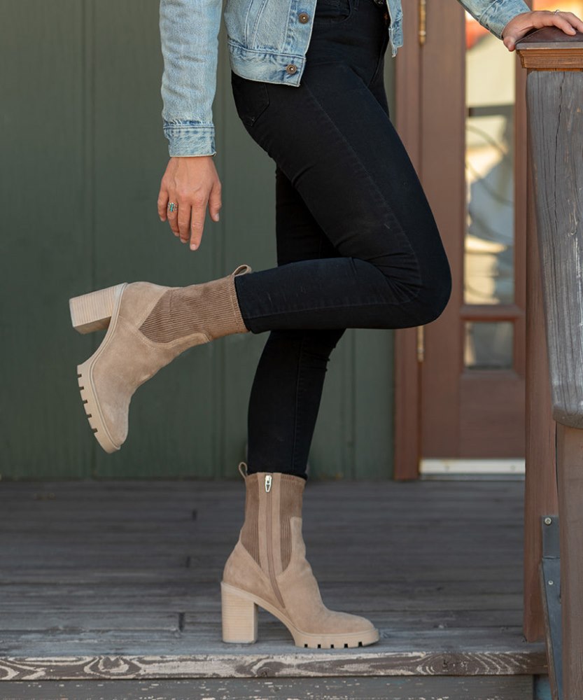 Dolce Vita Marni H2o Boots Truffle Suede