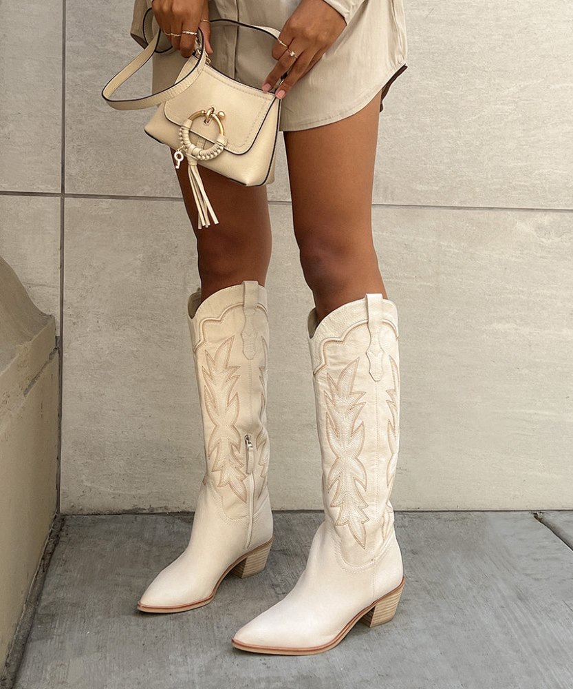 Dolce Vita Shiren Boots Sand Nubuck