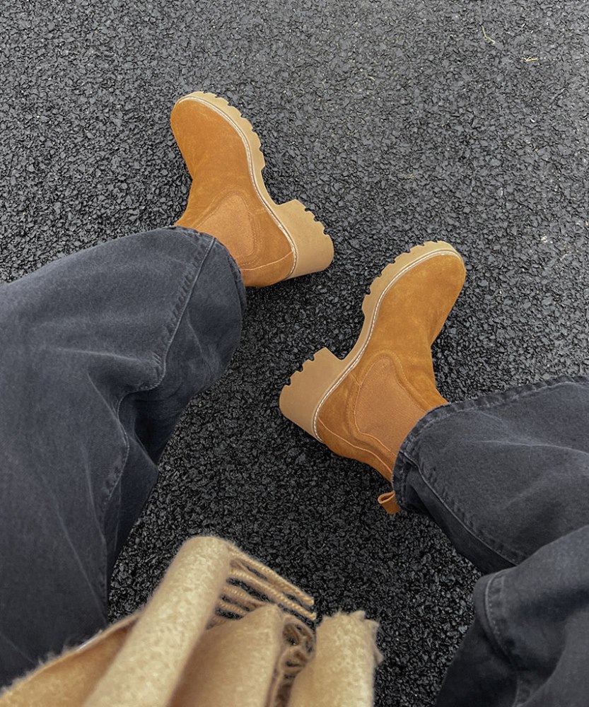 Dolce Vita Hawk H20 Booties Chestnut Suede