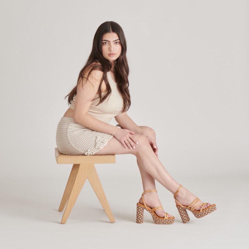 Dolce Vita Catina Heels Tan Raffia