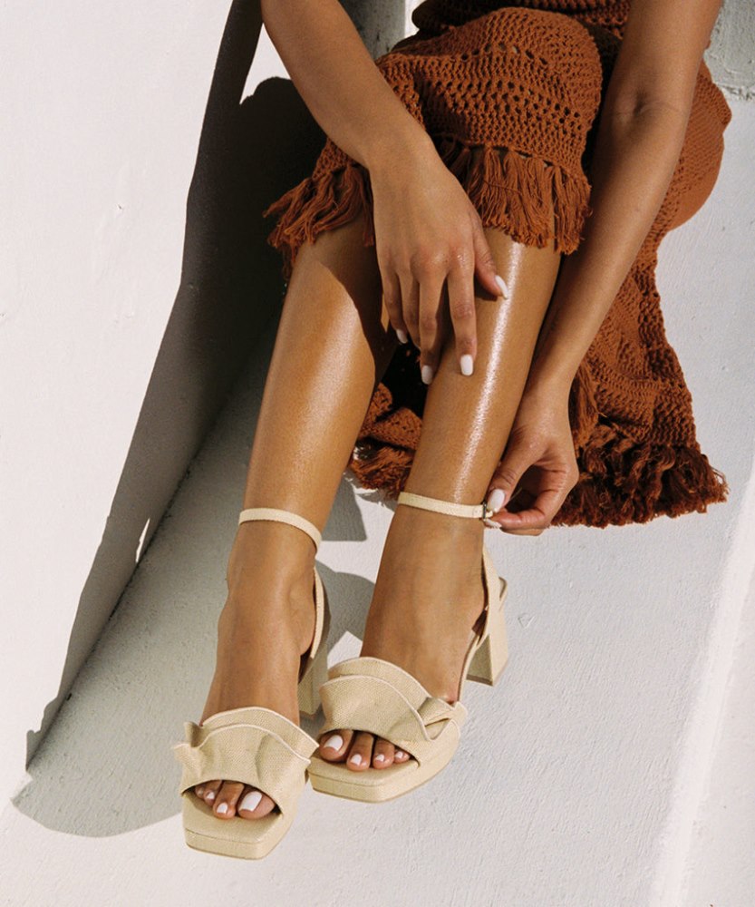 Dolce Vita Cheer Heels Lt Natural Raffia