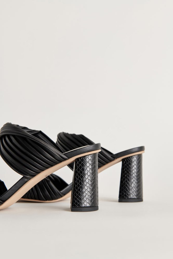 Dolce Vita Pilton Heels Black Stella