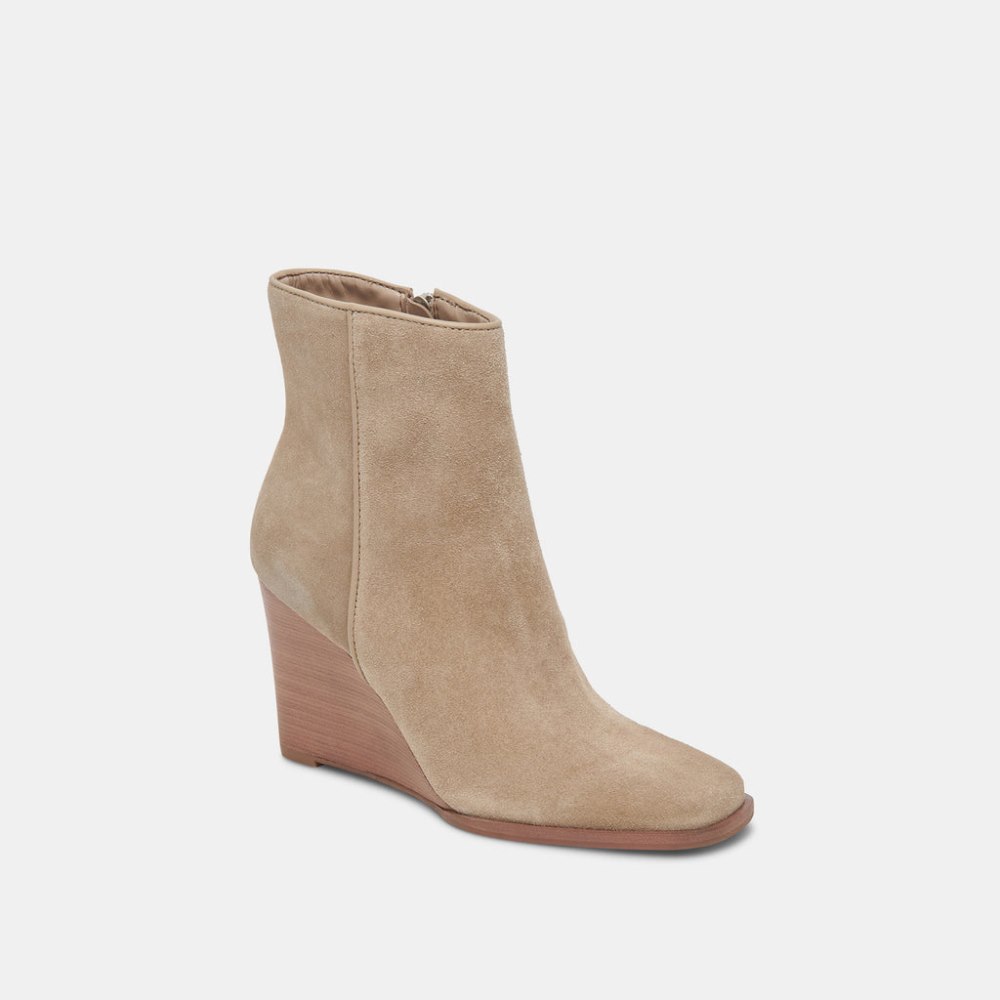 Dolce Vita Susann Booties Almond Suede