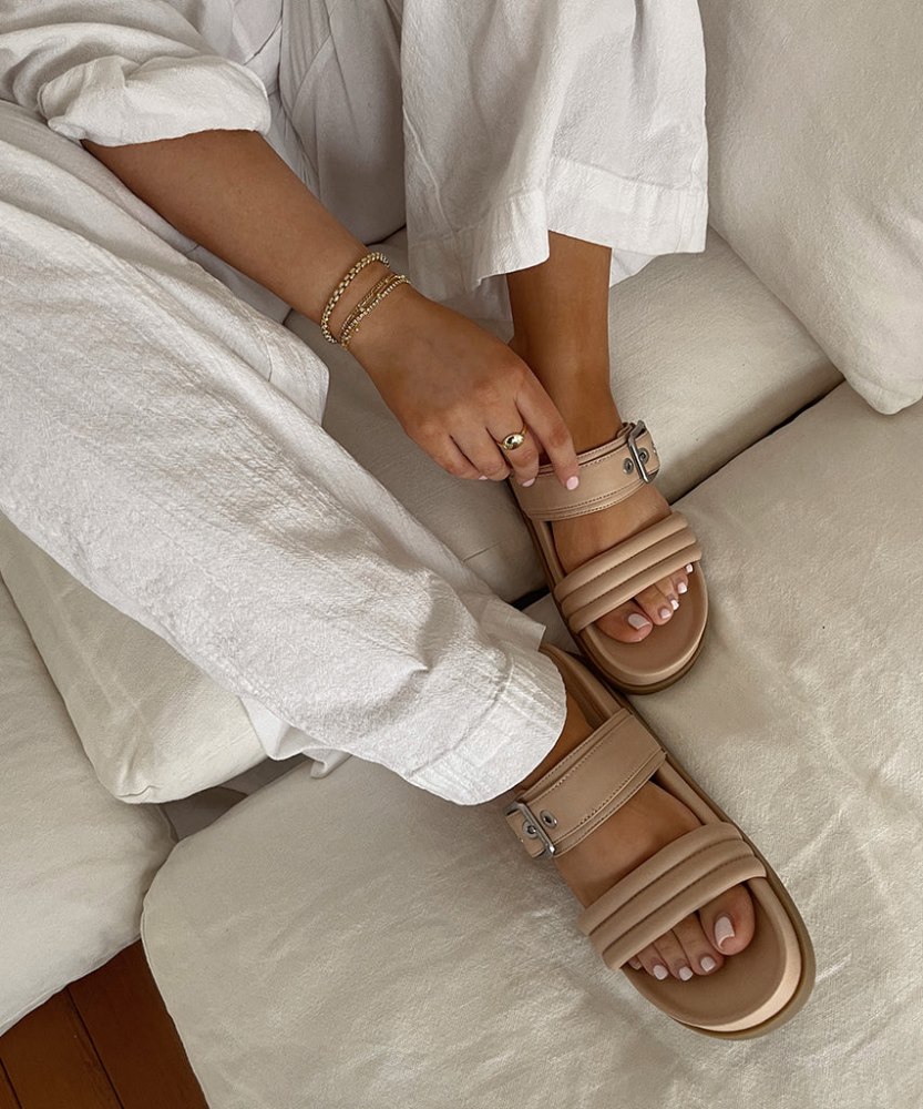Dolce Vita Shaila Sandals Cream Leather
