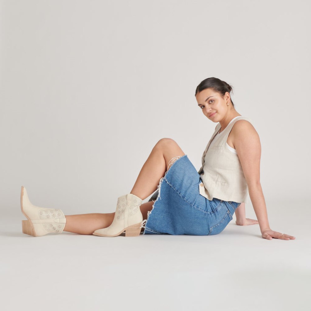 Dolce Vita Nashe Booties Oatmeal Floral Eyelet
