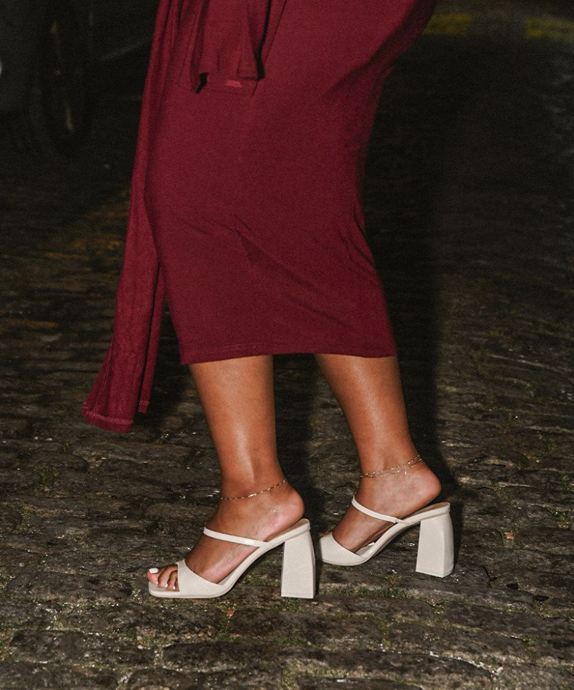 Dolce Vita Jemmy Heels Ivory Crinkle Patent