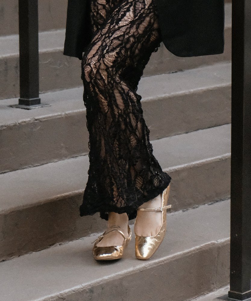 Dolce Vita Reyes Ballet Flats Gold Distressed Leather