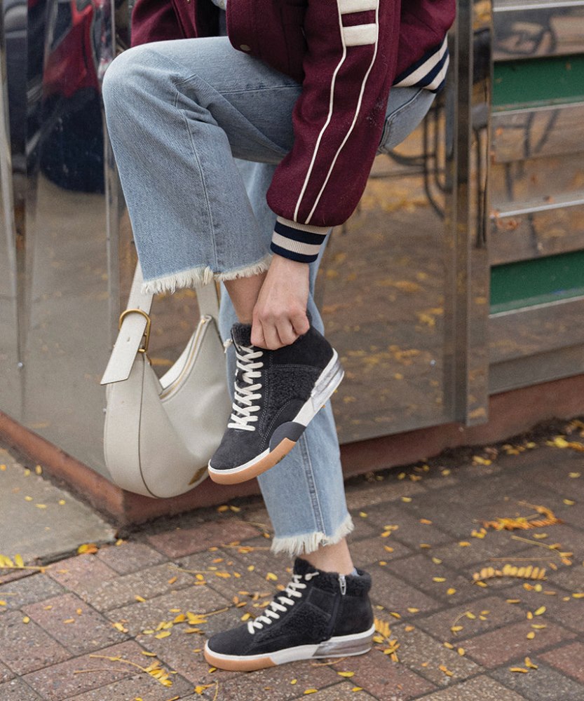 Dolce Vita Zilvia Plush Sneakers Anthracite Suede
