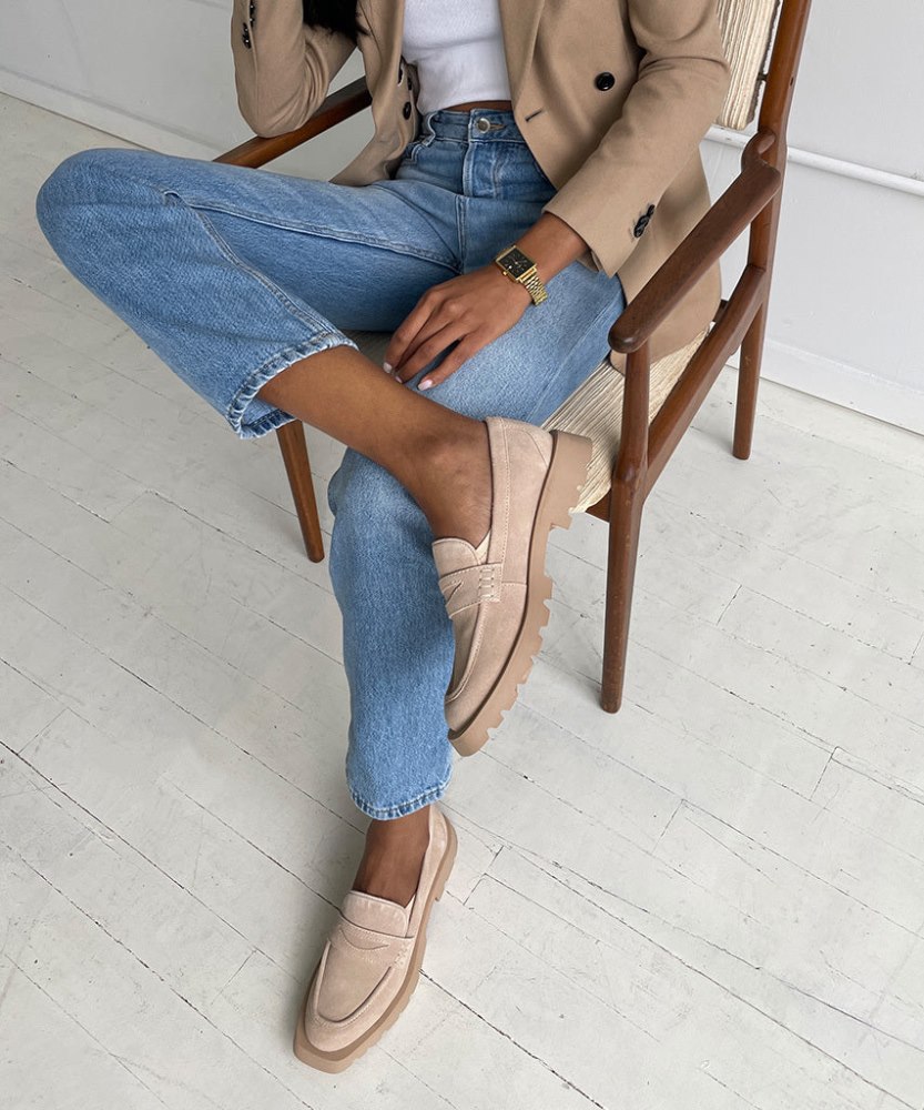 Dolce Vita Elias Flats Dune Suede