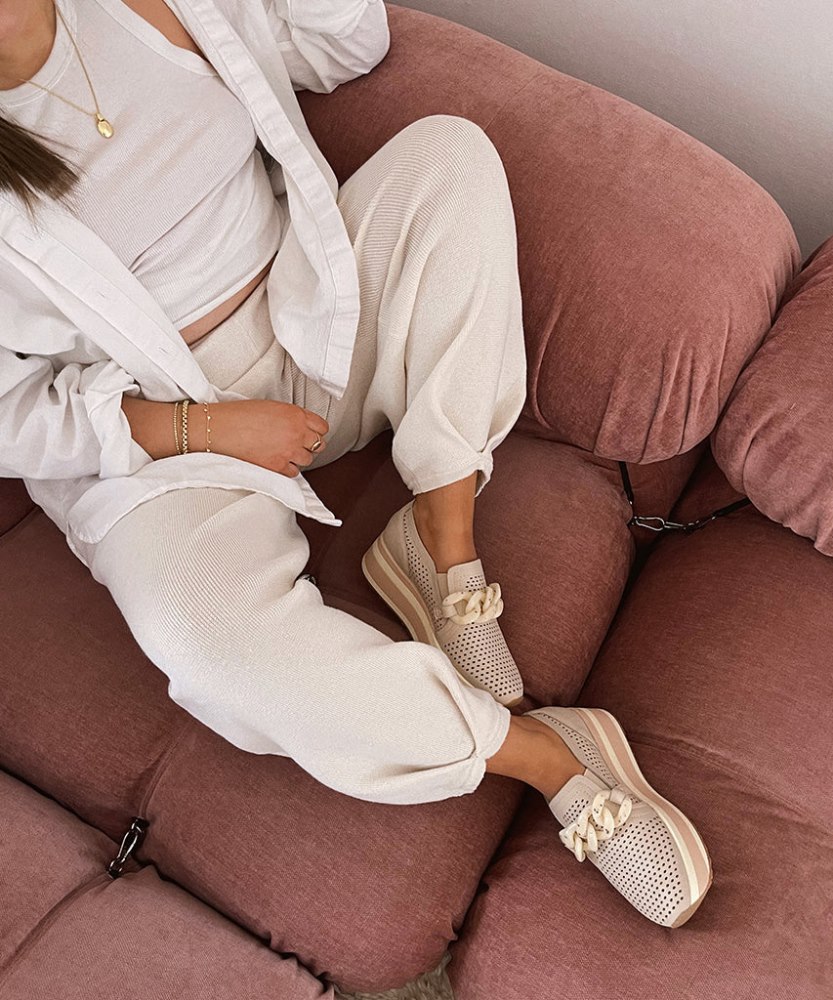 Dolce Vita Jhenee Perforated Sneakers Sand Nubuck